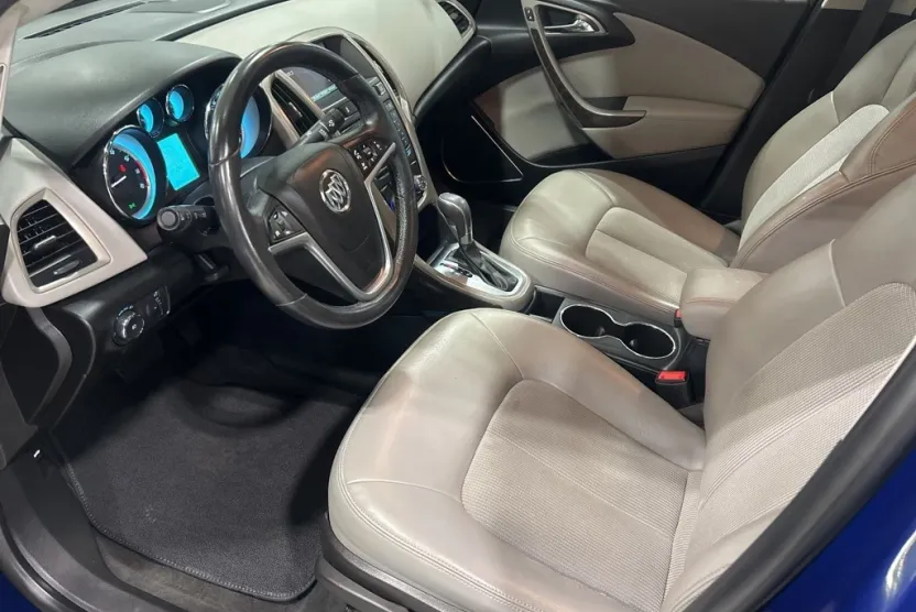 2014 Buick Verano Base photo 1