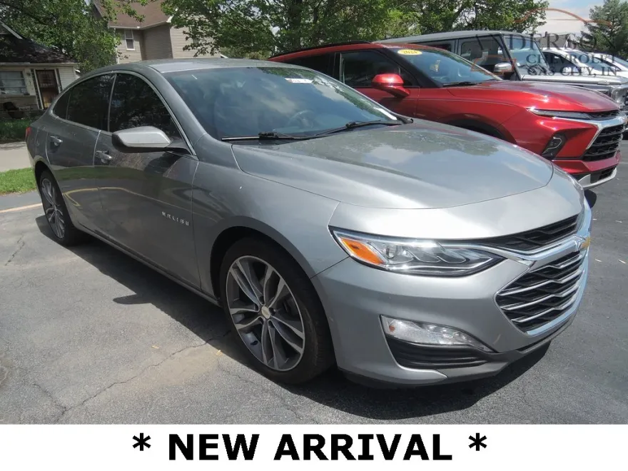 2023 Chevrolet Malibu 2LT photo 1
