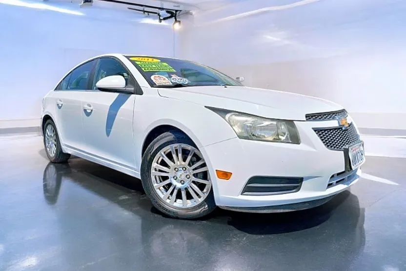2011 Chevrolet Cruze Eco photo 1