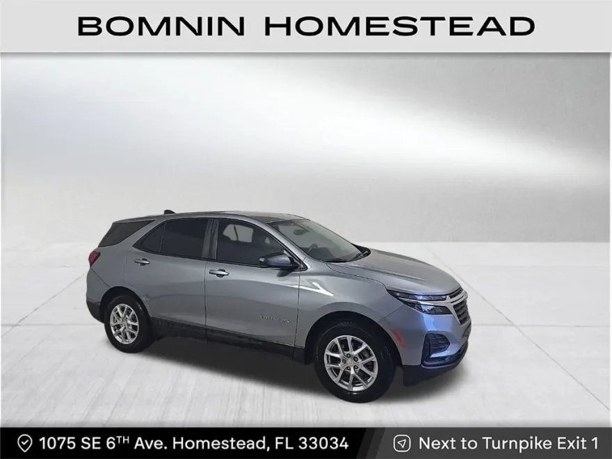 2023 Chevrolet Equinox LS photo 1