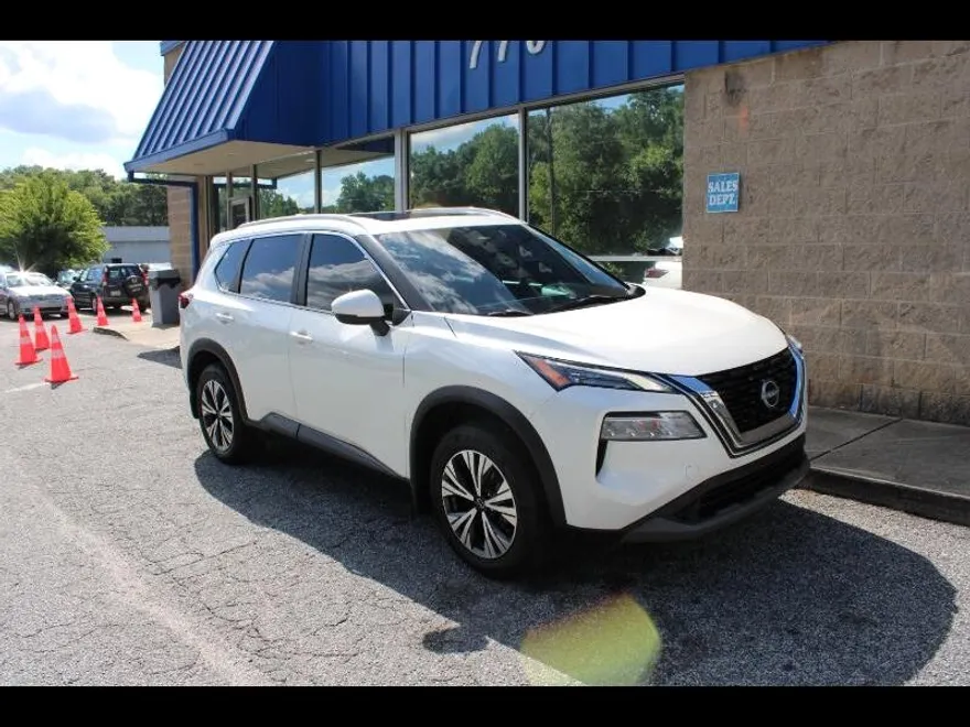 2022 Nissan Rogue SV photo 1