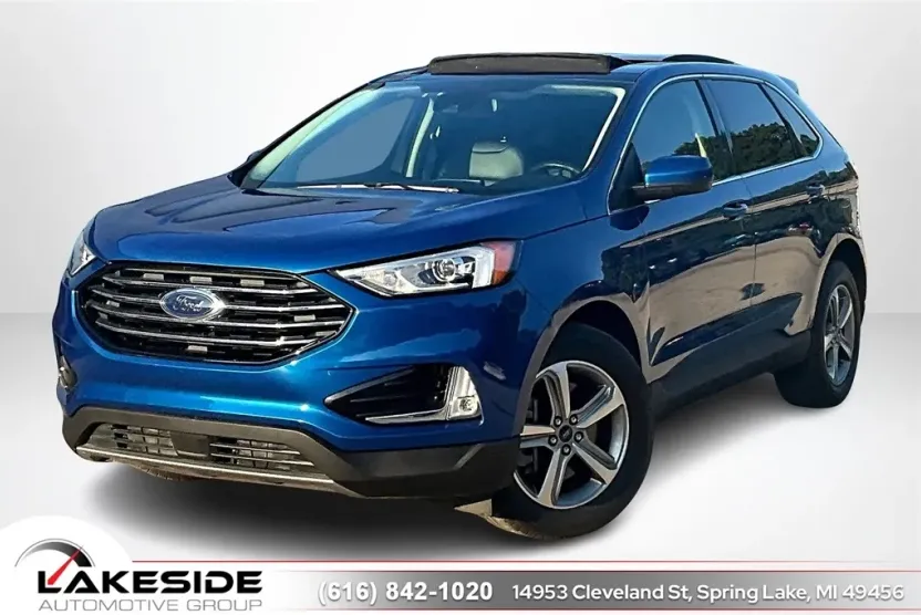 2022 Ford Edge SEL photo 1