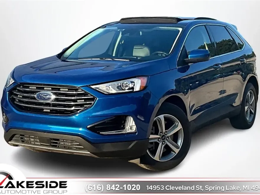 2022 Ford Edge SEL photo 1