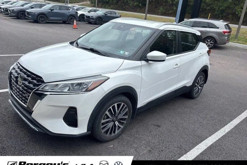 2021 Nissan Kicks SV photo 1