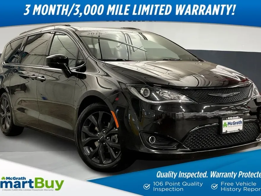 2018 Chrysler Pacifica Touring L photo 1