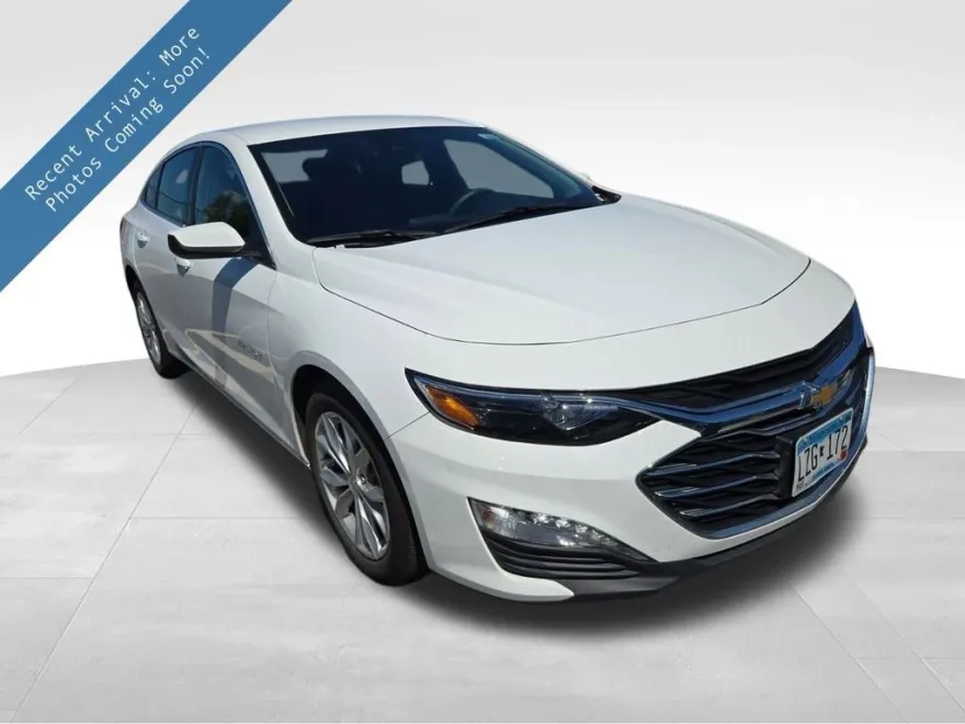2024 Chevrolet Malibu 1LT photo 1