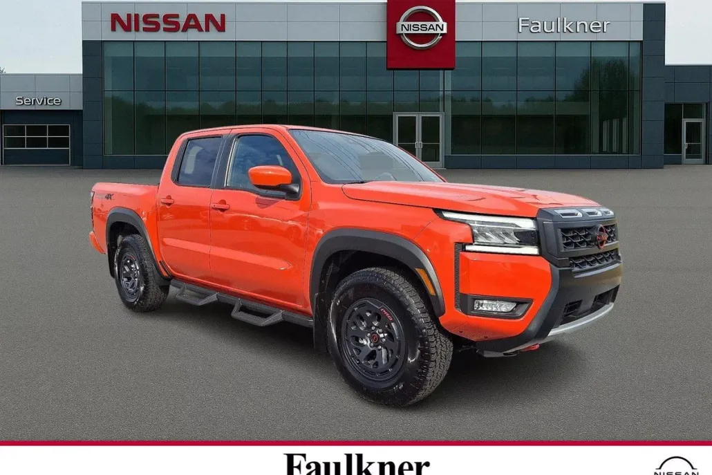 2025 Nissan Frontier Crew Cab PRO-4X photo 1