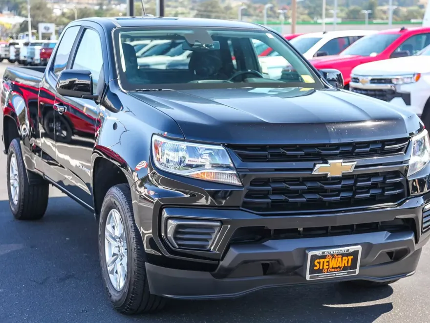 2021 Chevrolet Colorado LT photo 1