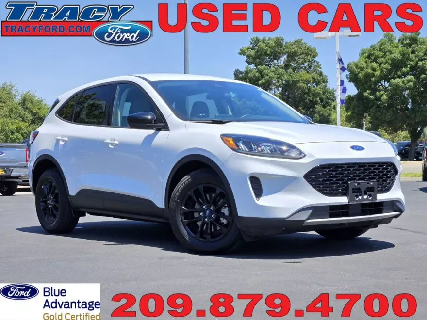 2020 Ford Escape SE Sport Hybrid photo 1