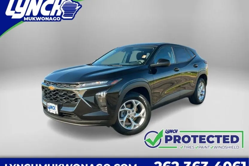 2024 Chevrolet Trax LS photo 1