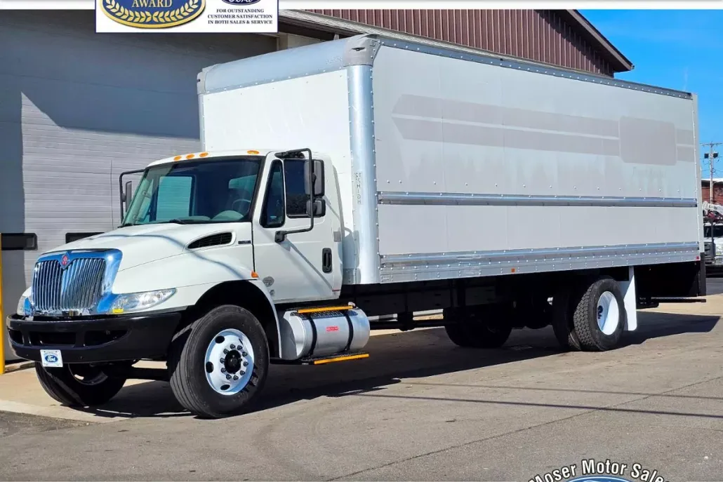 2019 International 4300 DuraStar 4300 photo 1