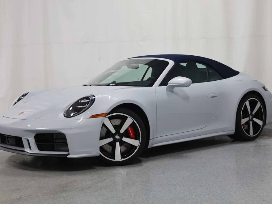 2025 Porsche 911 S photo 1