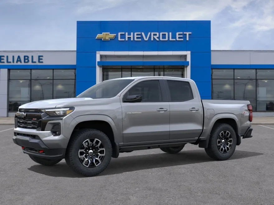 2026 Chevrolet Colorado Z71 photo 2