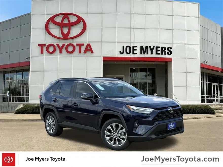 2025 Toyota RAV4 XLE Premium photo 1