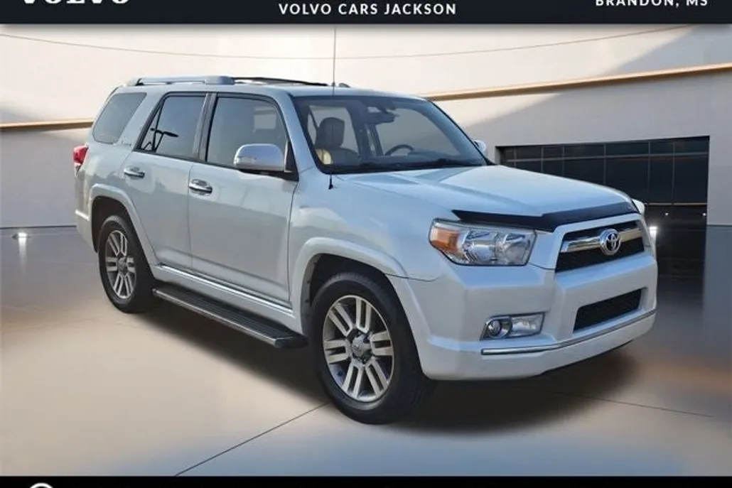 2010 Toyota 4Runner Limited V6 photo 1