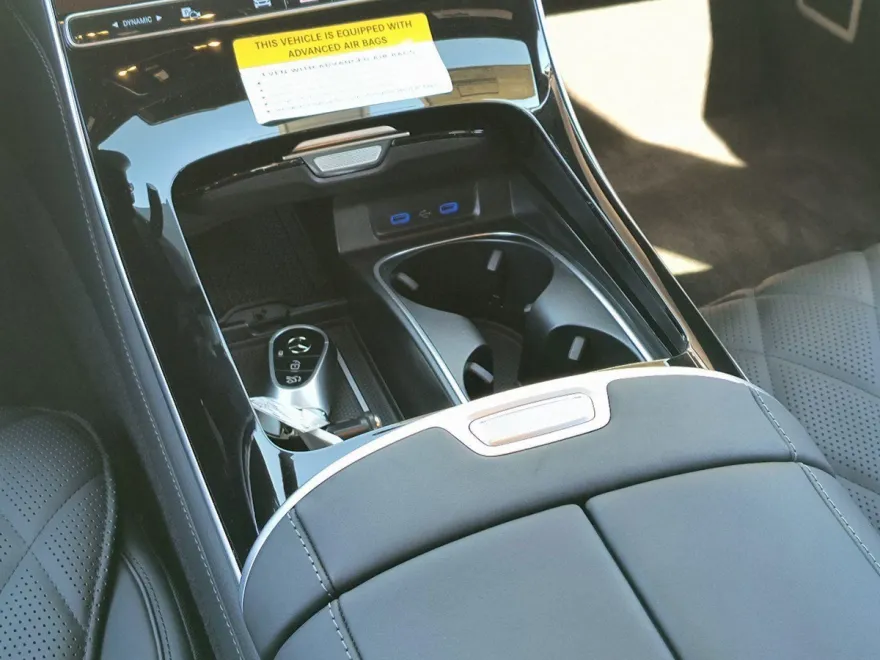 2025 Mercedes Benz S 580 4MATIC photo 1