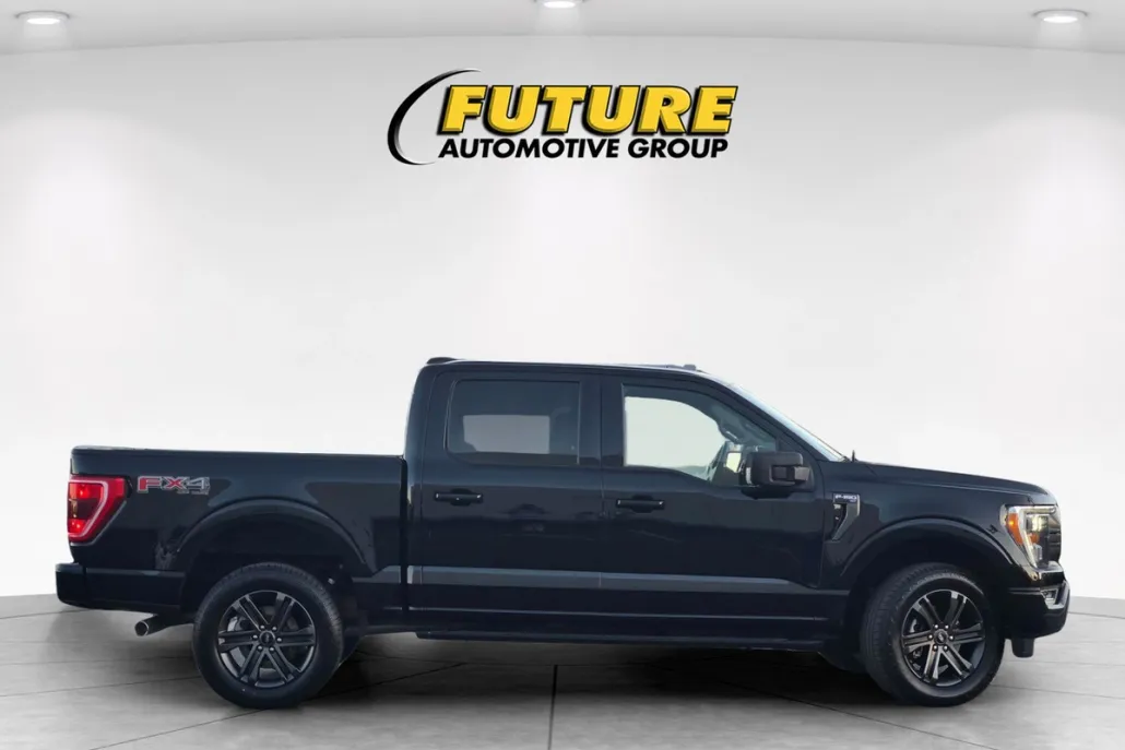 2022 Ford F-150 XLT photo 1