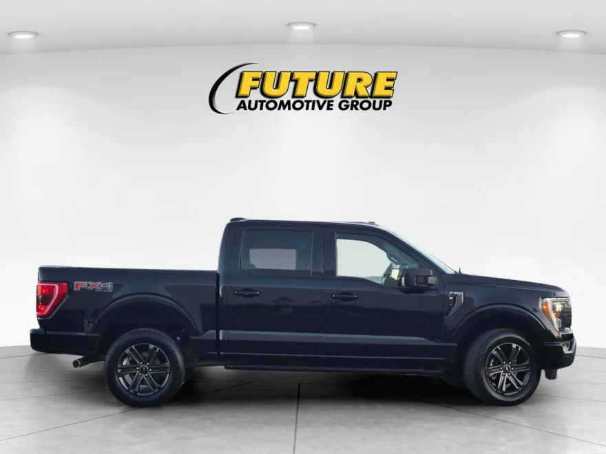 2022 Ford F-150 XLT photo 1