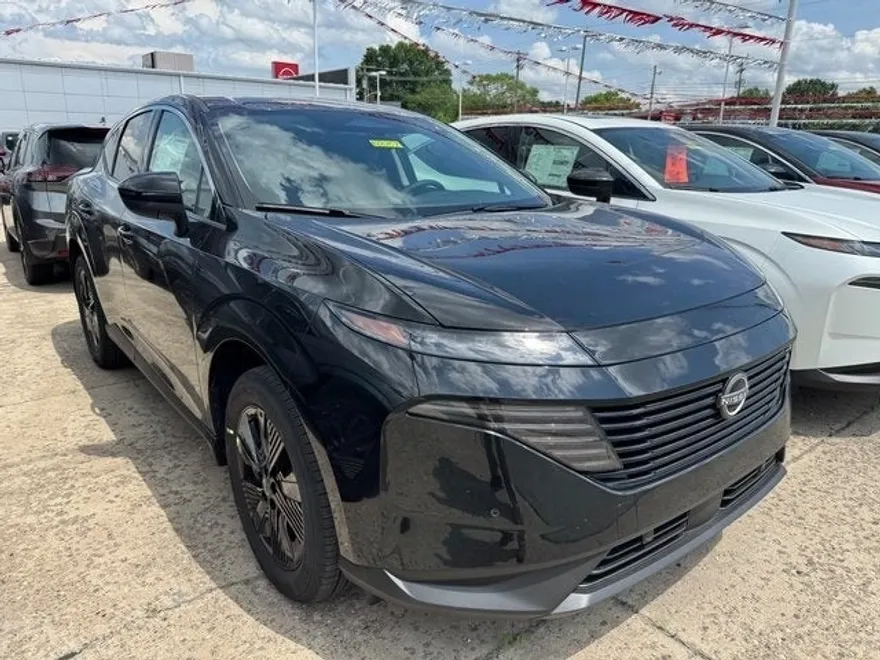 2025 Nissan Murano SV photo 1