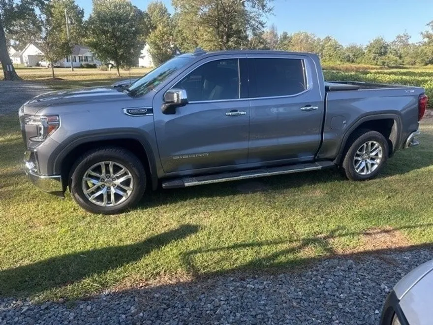 2020 Gmc Sierra 1500 SLT photo 1
