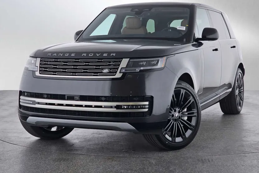 2025 Land Rover Range Rover SE photo 1