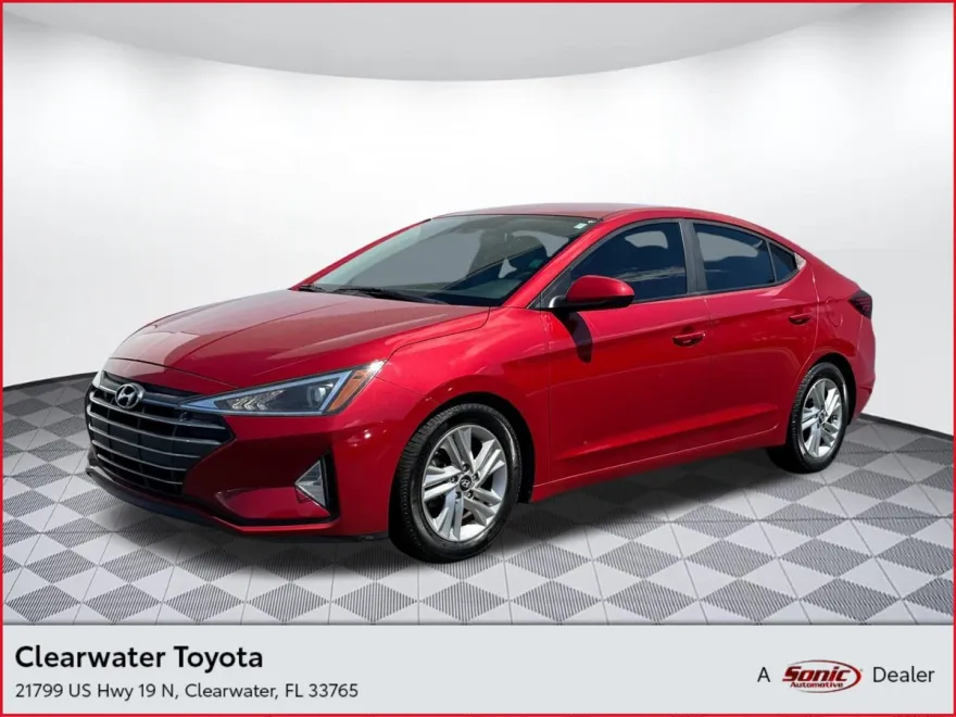 2019 Hyundai Elantra SEL photo 1