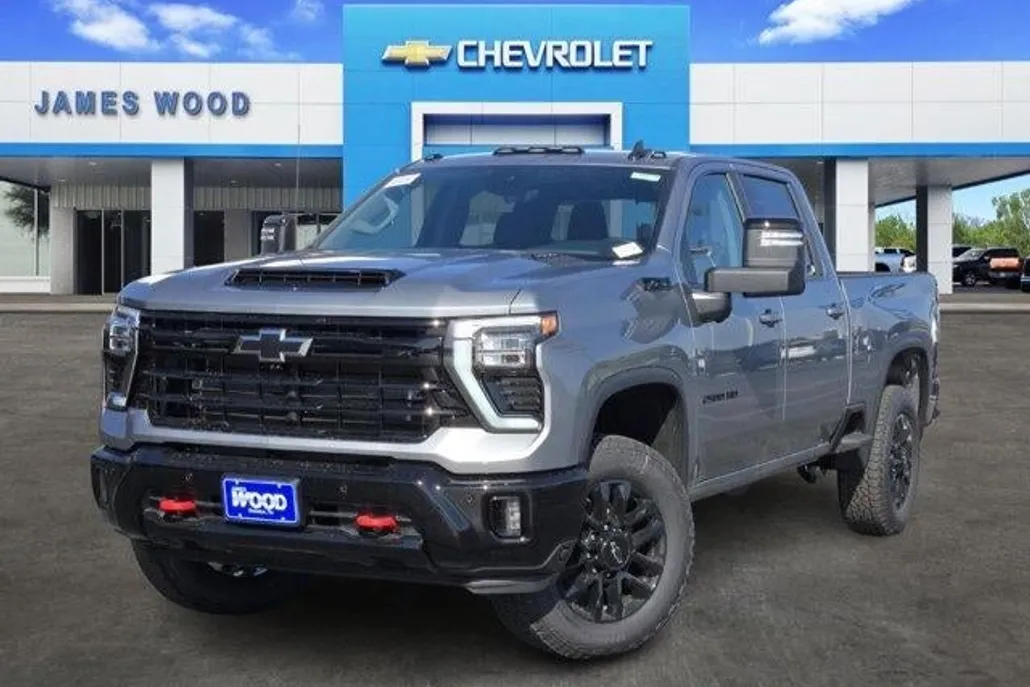 2025 Chevrolet Silverado 2500HD LT photo 1