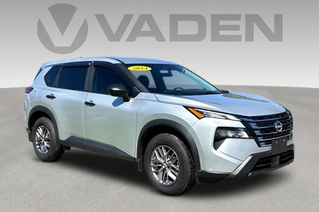 2024 Nissan Rogue S photo 1