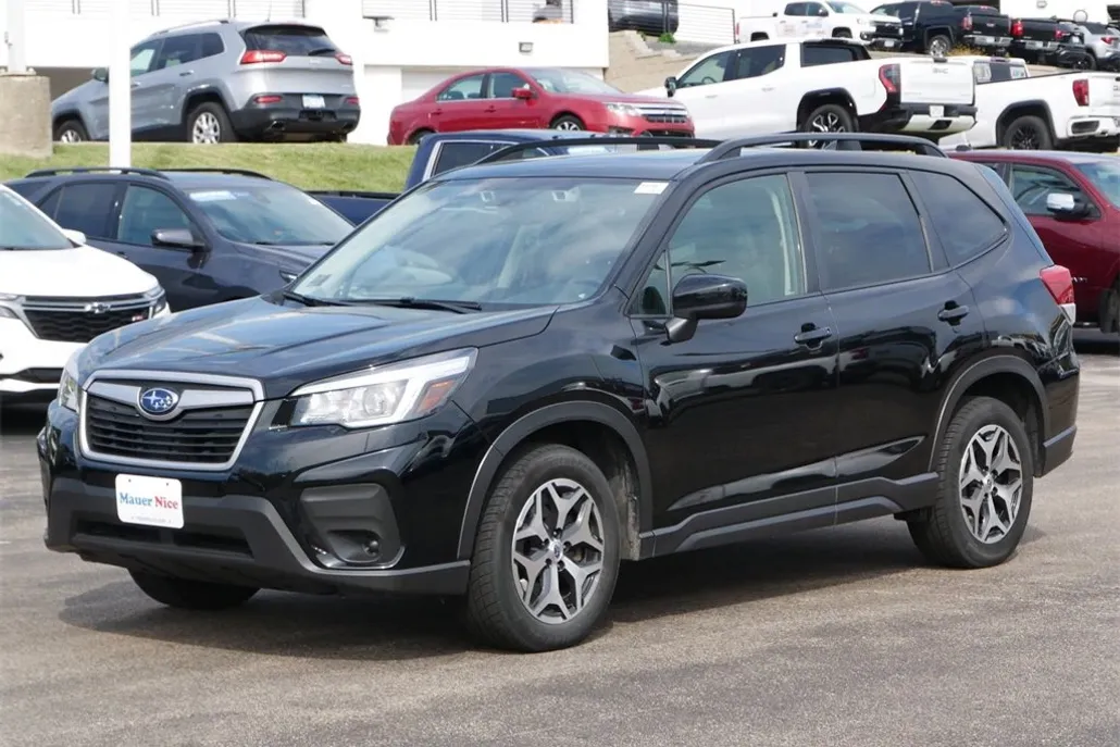 2020 Subaru Forester Premium Base photo 1