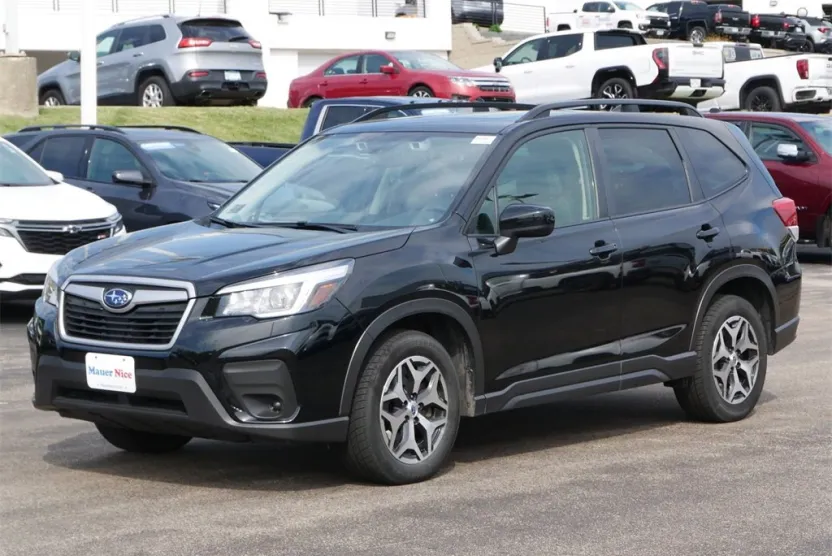 2020 Subaru Forester Premium Base photo 1