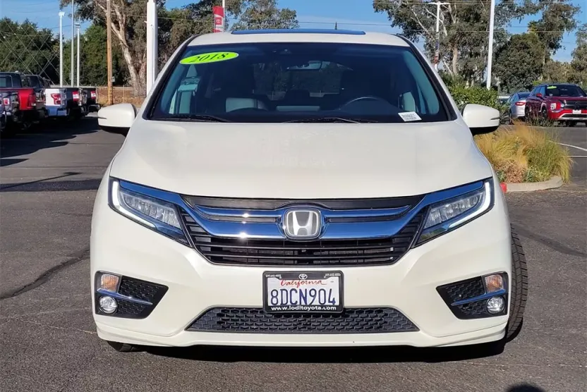 2018 Honda Odyssey Elite photo 1