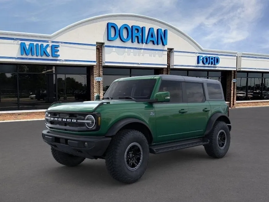 2025 Ford Bronco Outer Banks photo 1