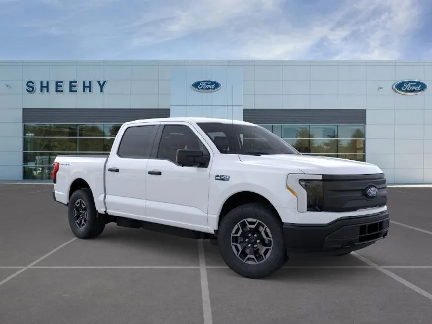2024 Ford F-150 Lightning photo 1