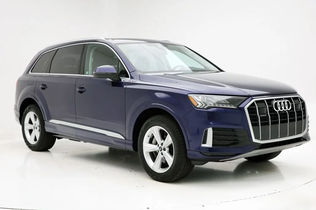 2024 Audi Q7 45 Premium Plus photo 1