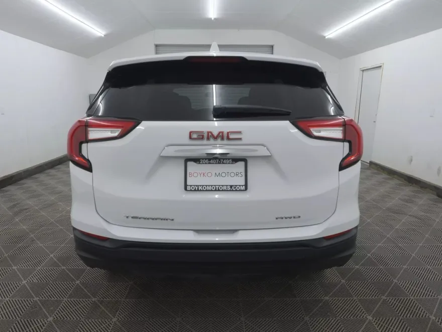 2024 Gmc Terrain SLE photo 1