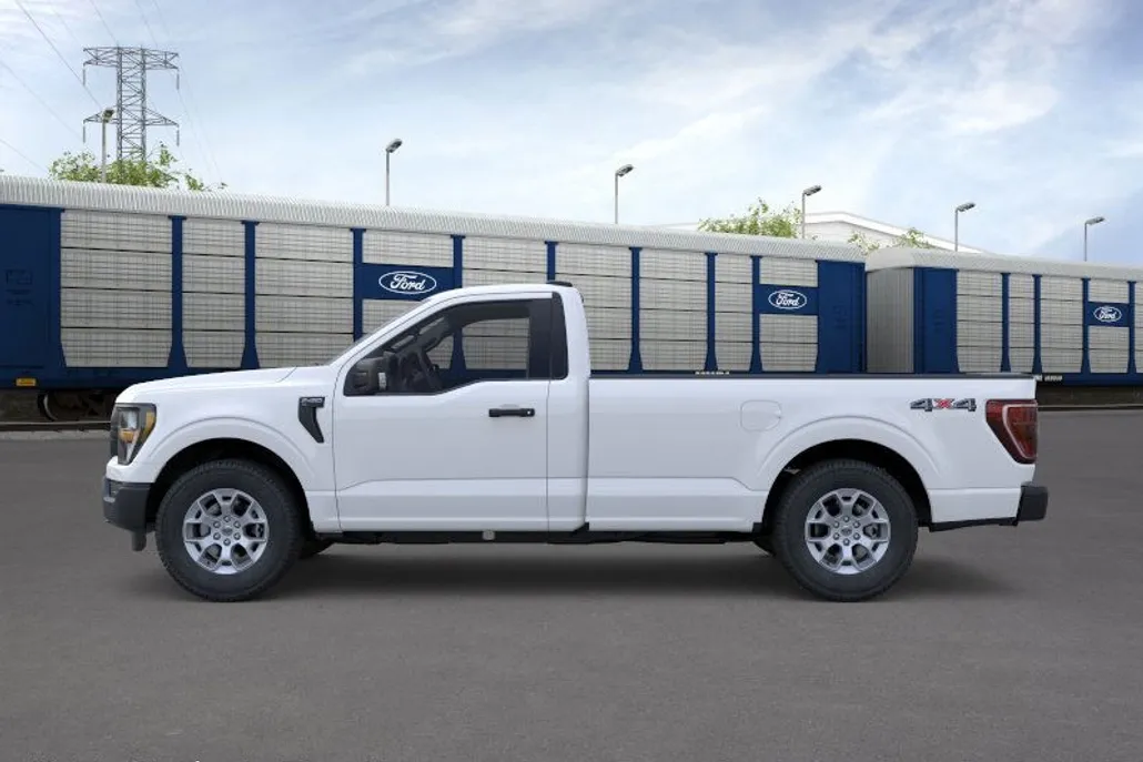 2023 Ford F-150 XL photo 1