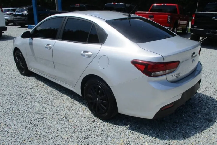 2019 Kia Rio LX S photo 1