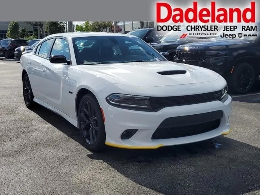 2023 Dodge Charger R/T photo 1