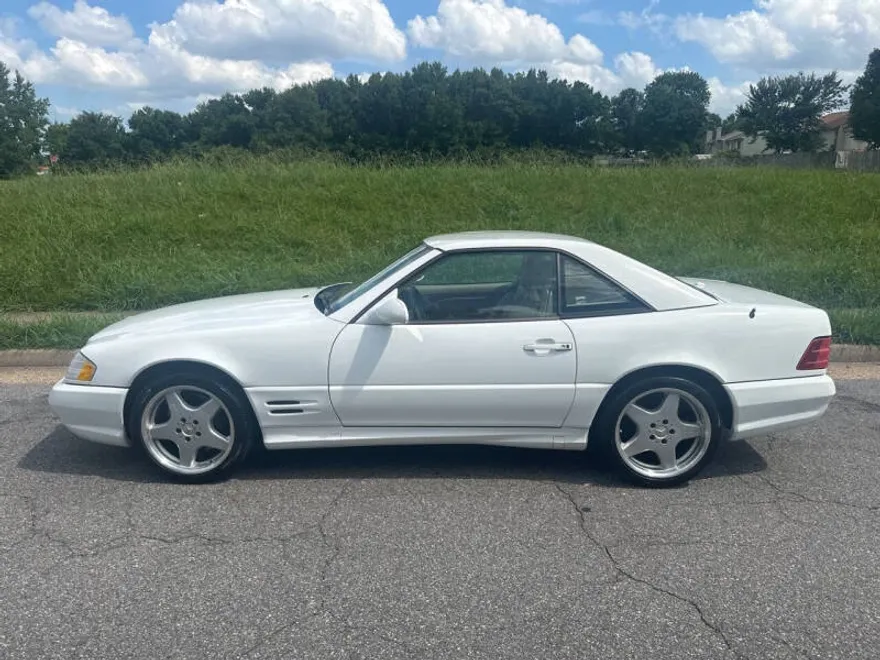 2002 Mercedes Benz SL 500 photo 1