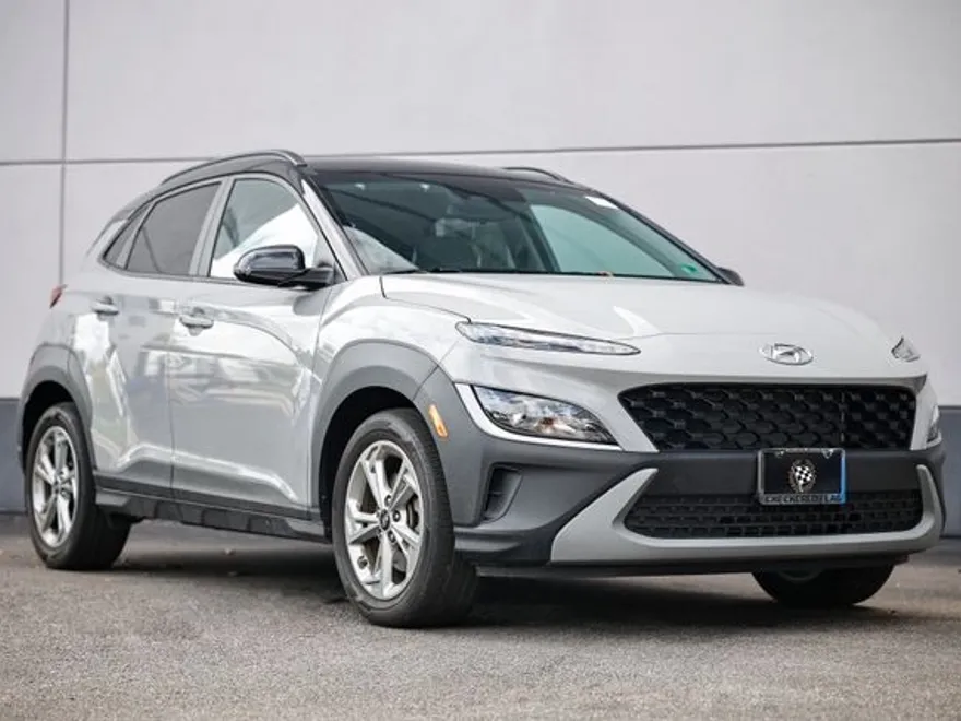 2023 Hyundai Kona SEL photo 1