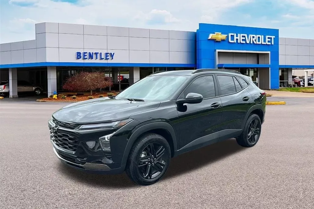 2025 Chevrolet Trax ACTIV photo 1