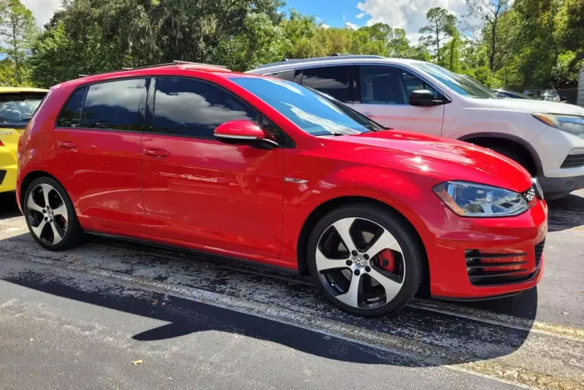 2016 Volkswagen Golf GTI S photo 1