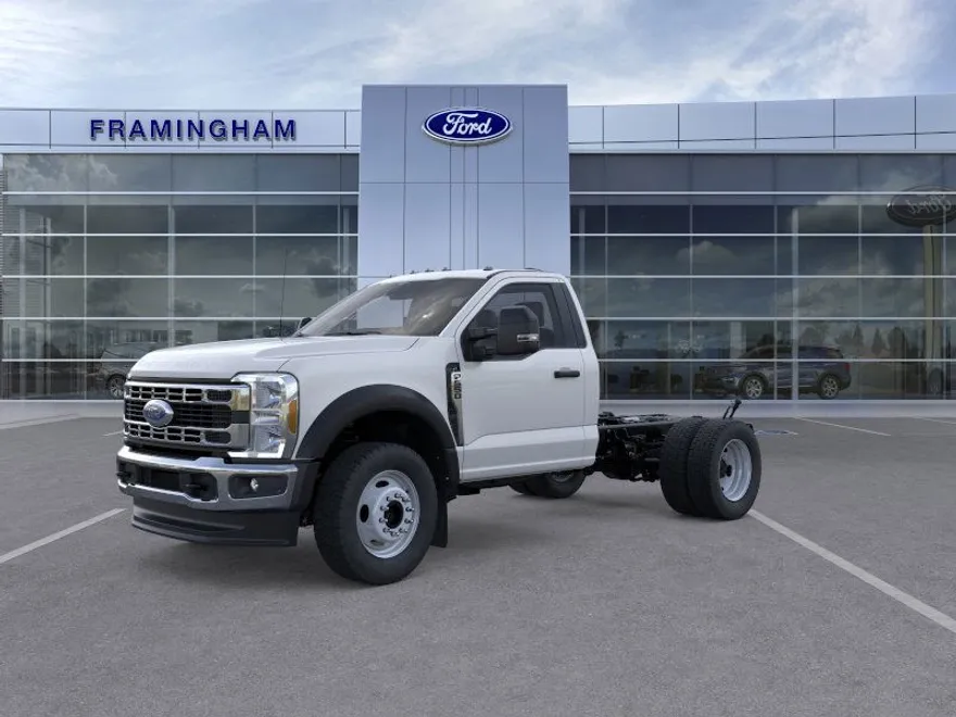 2025 Ford F-550 photo 1