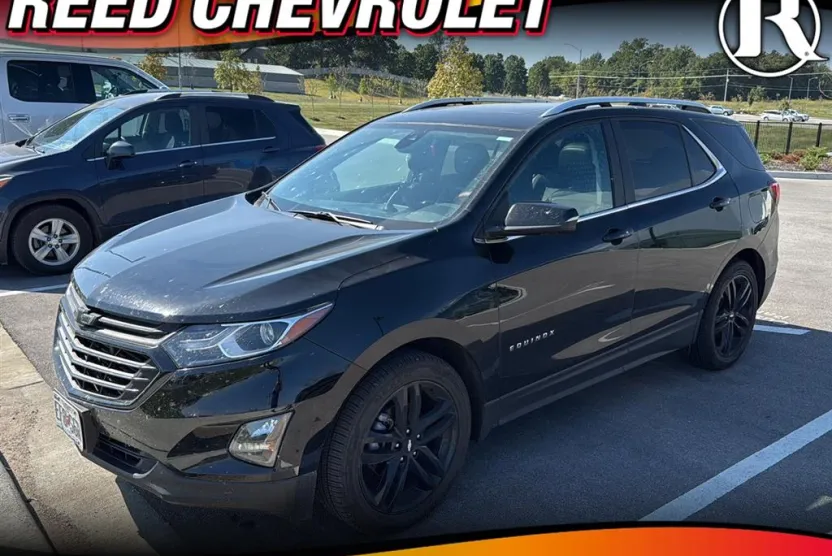 2021 Chevrolet Equinox LT photo 1