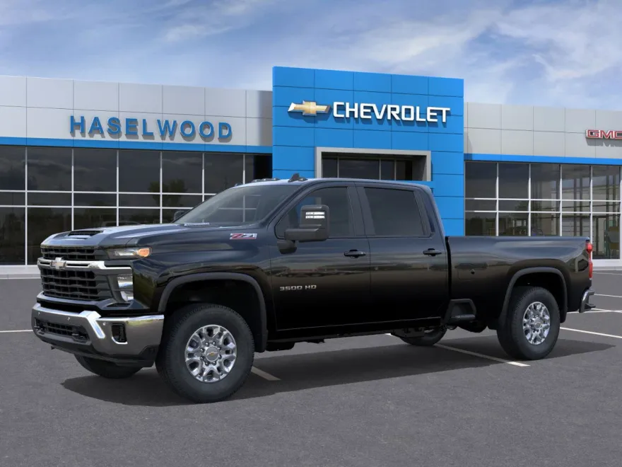 2026 Chevrolet Silverado 3500HD LT photo 1