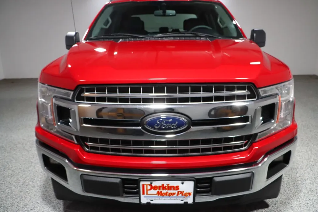 2020 Ford F-150 XLT photo 1