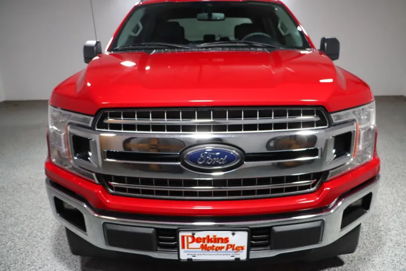 2020 Ford F-150 XLT photo 1