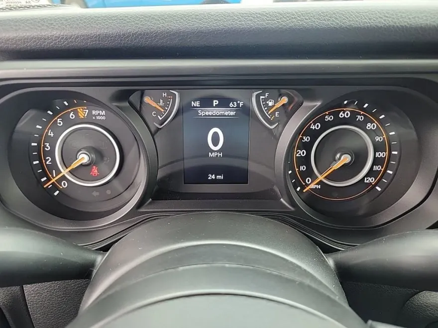 2025 Jeep Gladiator photo 26