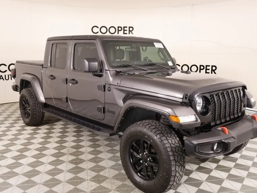 2022 Jeep Gladiator Altitude photo 1