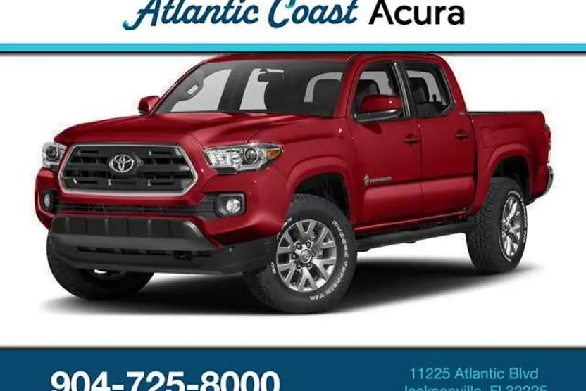 2017 Toyota Tacoma TRD Sport photo 1